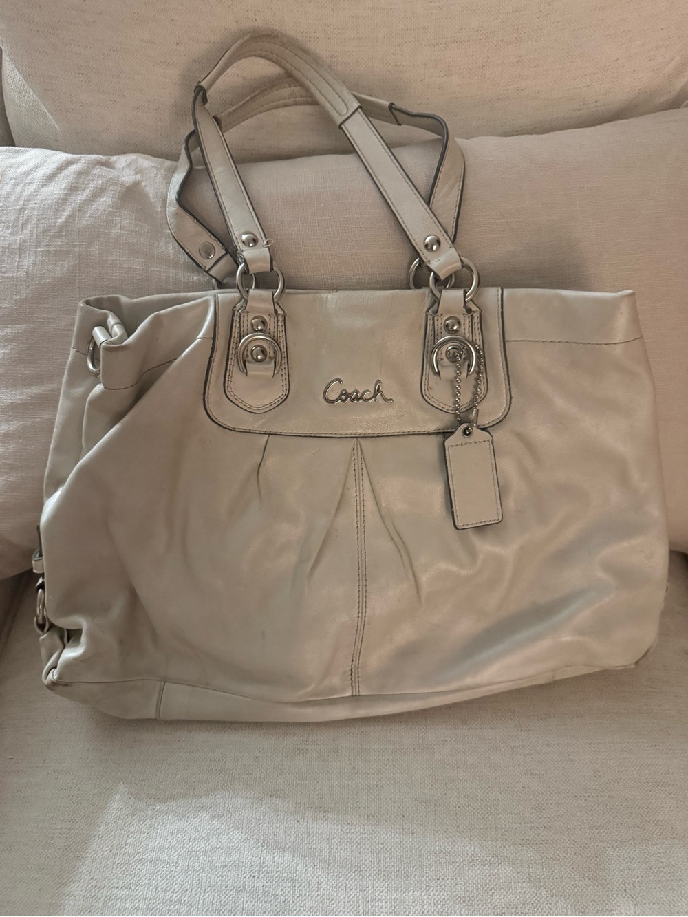 Coach Leather Tote in Light Beige/Cream